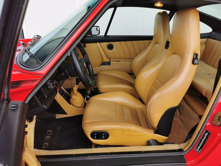 Porsche 911 Turbo 3.3