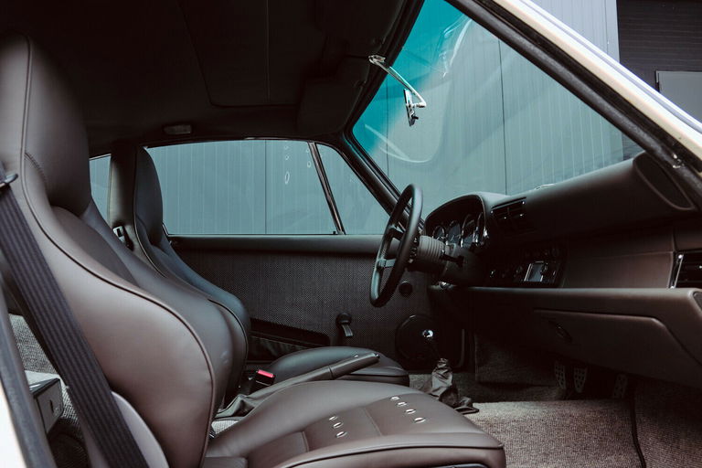 Porsche 911 Backdate