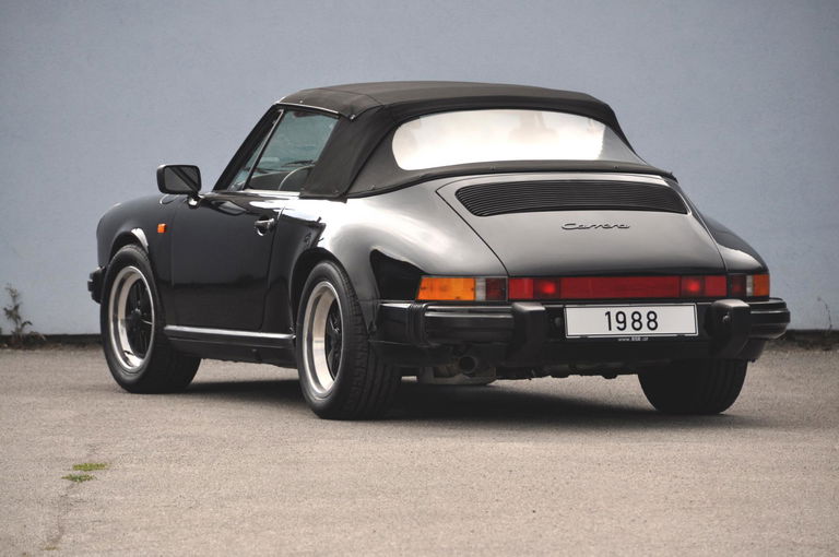 Porsche 911 Carrera 3.2