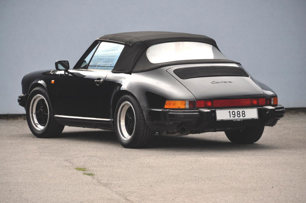 Porsche 911 Carrera 3.2