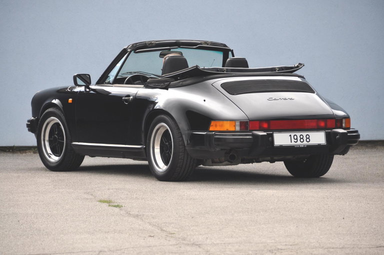 Porsche 911 Carrera 3.2