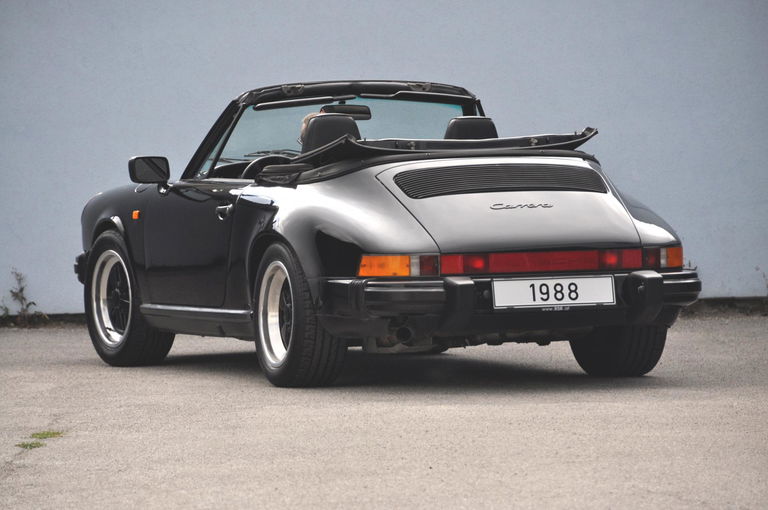 Porsche 911 Carrera 3.2