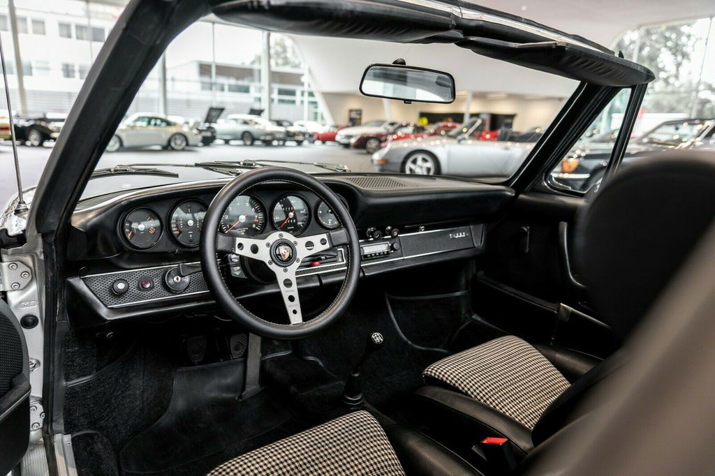 Porsche 911 S (F-Modell)