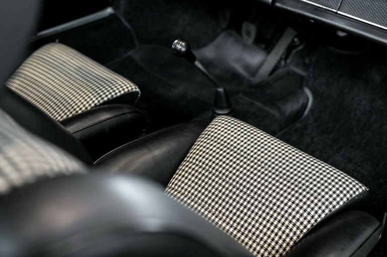 Porsche 911 S (F-Modell)