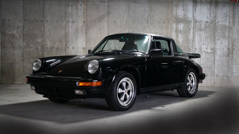 Porsche 911 Carrera 3.2 