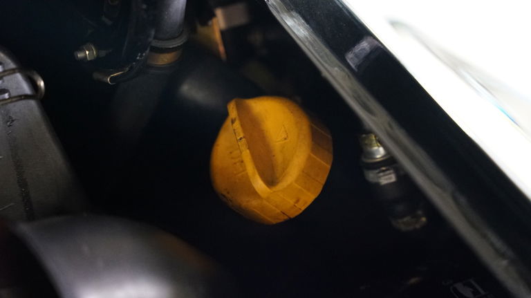 Porsche 911 Carrera 3.2 (US)