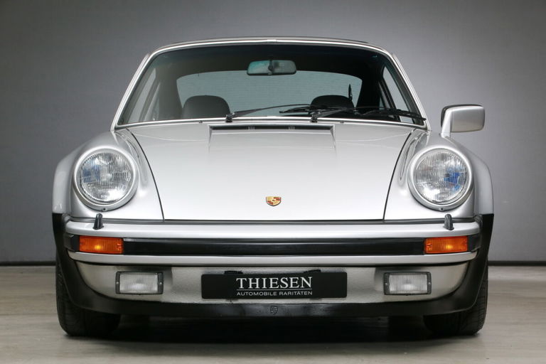 Porsche 911 Turbo 3.0 (US)
