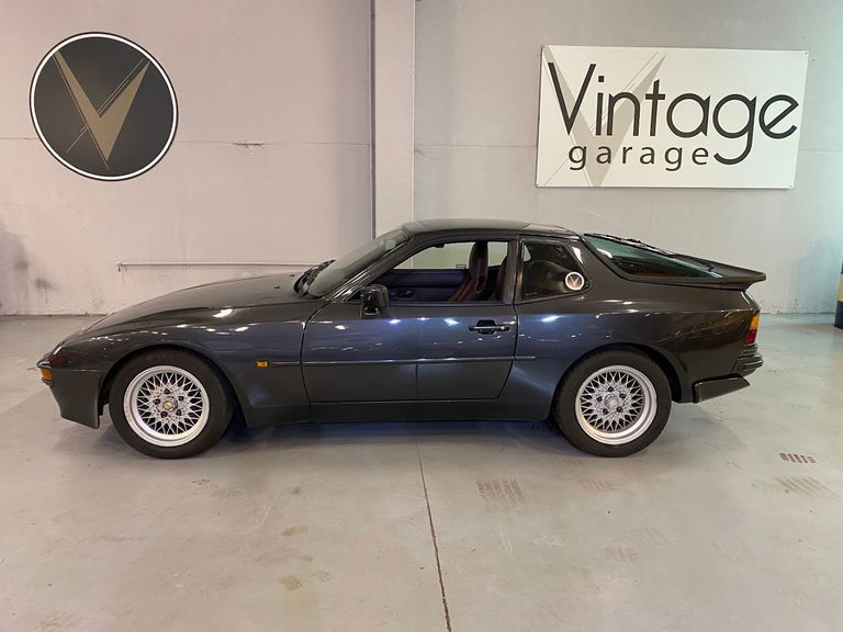 Porsche 944 Coupé