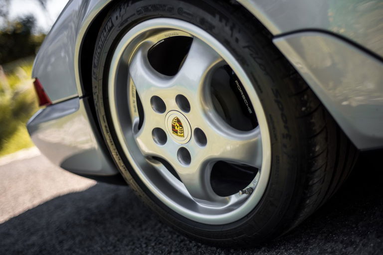 Porsche 964 Carrera RS