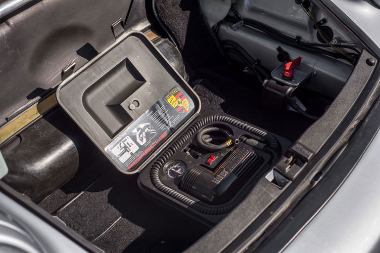 Porsche 964 Carrera RS