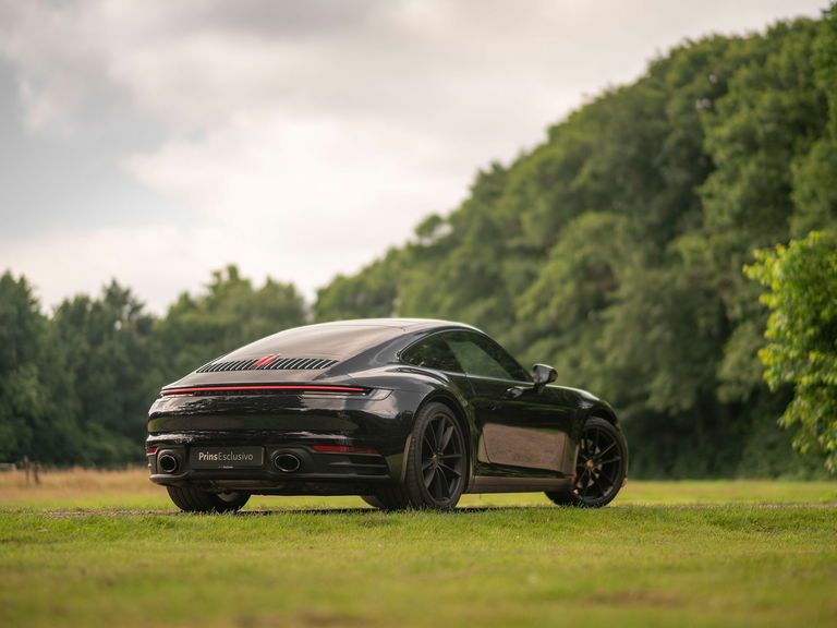 Porsche 992 Carrera 4S