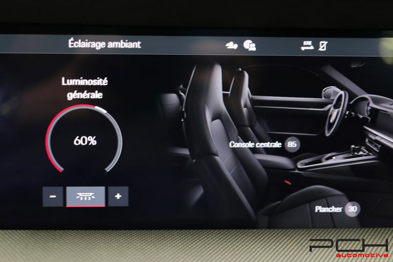 Porsche 992 Carrera 4S