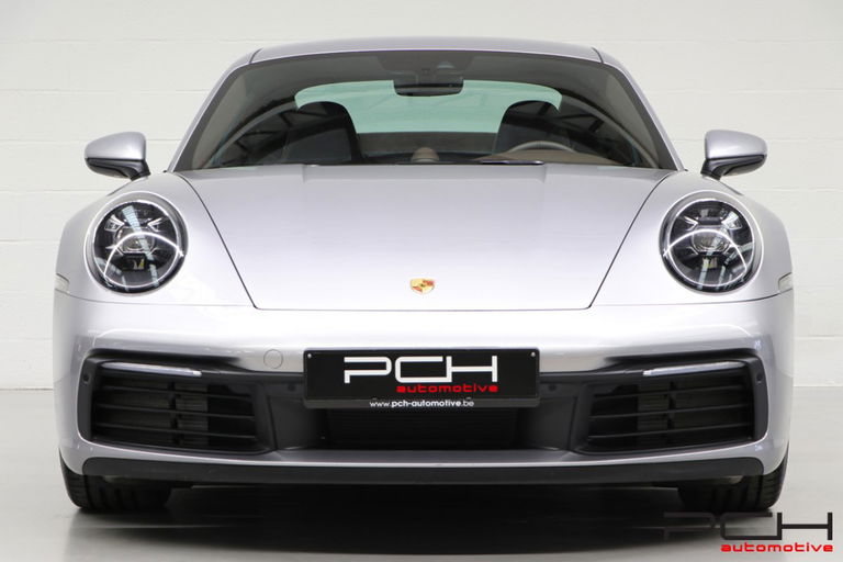 Porsche 992 Carrera 4S