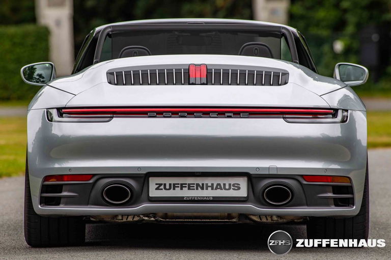 Porsche 992 Carrera 4S