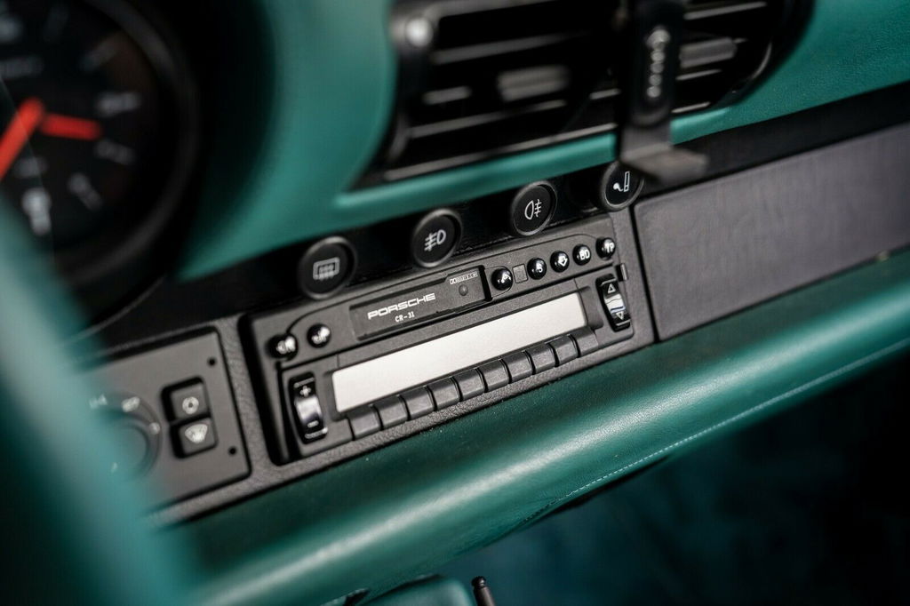 Porsche 993 Carrera 4S