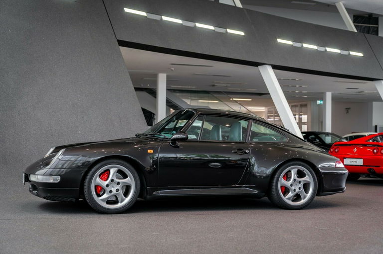 Porsche 993 Carrera 4S
