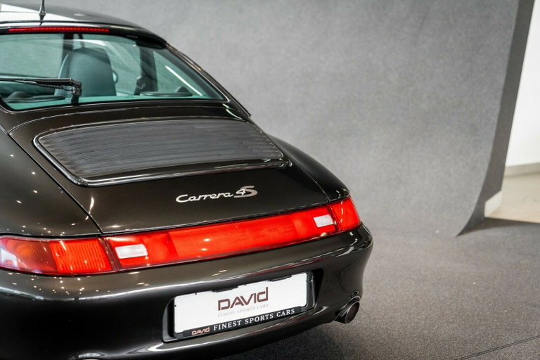 Porsche 993 Carrera 4S