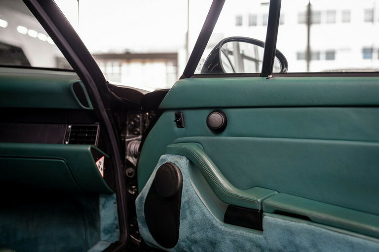 Porsche 993 Carrera 4S