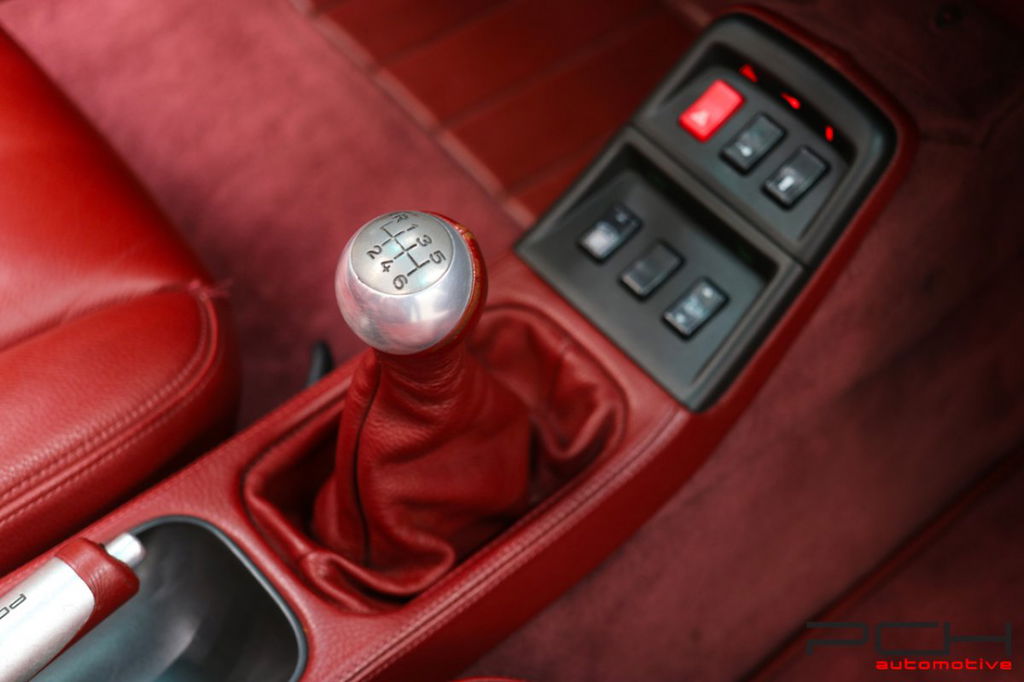 Porsche 993 Carrera 4