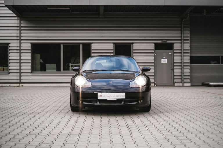Porsche 996 Carrera 4
