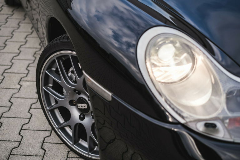 Porsche 996 Carrera 4