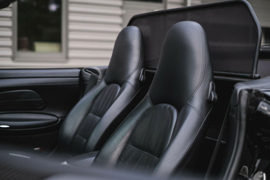 Porsche 996 Carrera 4