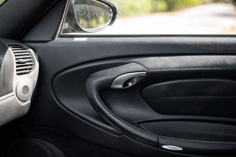 Porsche 996 Carrera 4