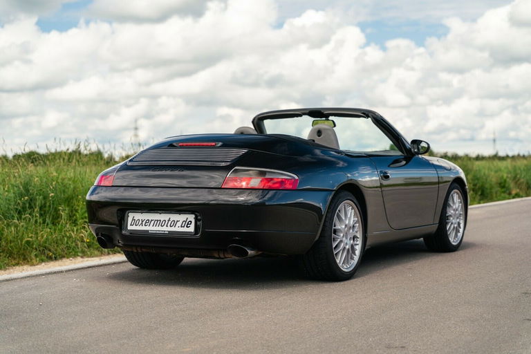 Porsche 996 Carrera