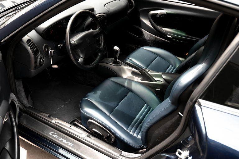 Porsche 996 Carrera