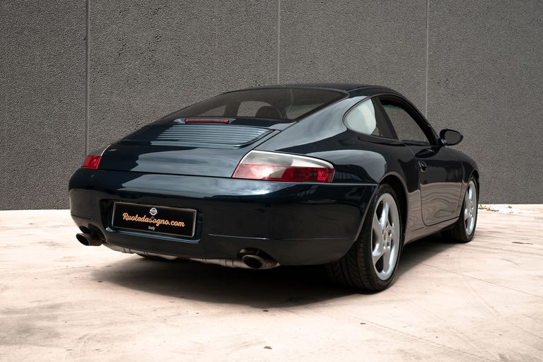 Porsche 996 Carrera