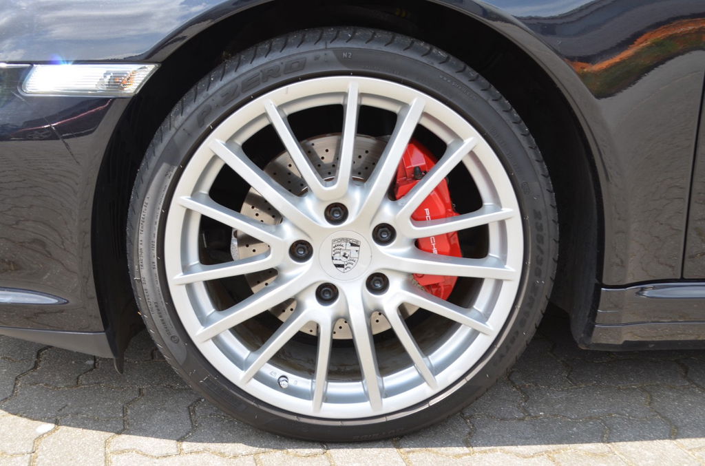 Porsche 997.2 Carrera 4S