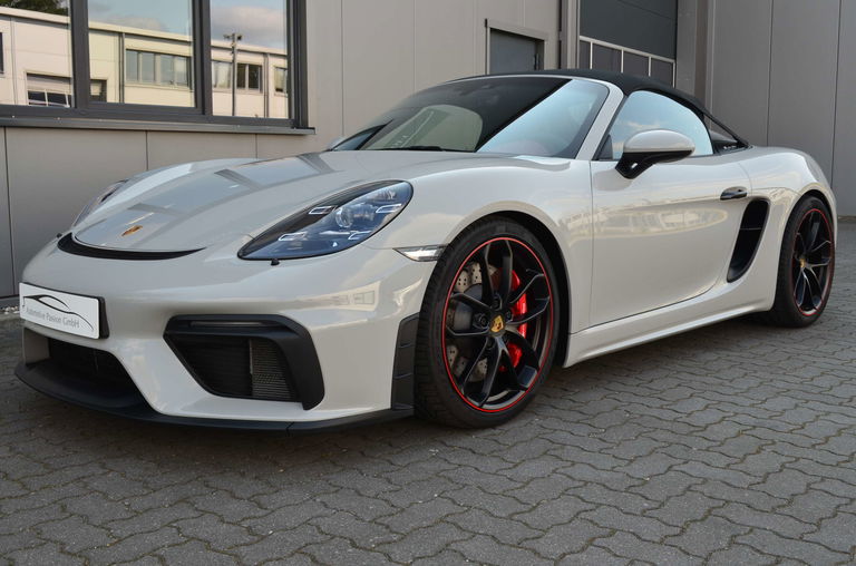 Porsche 718 Spyder