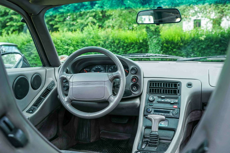 Porsche 928 GTS