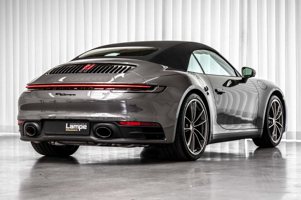 Porsche 992 Carrera