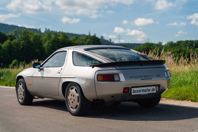 Porsche 928 S