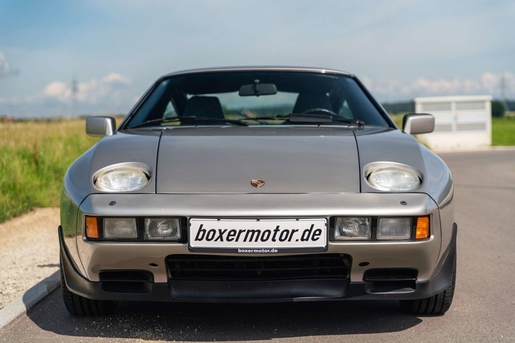 Porsche 928 S