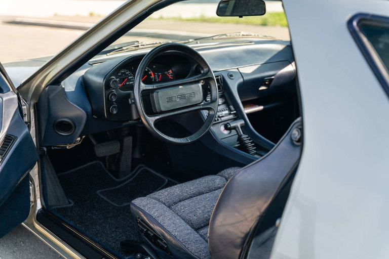 Porsche 928 S