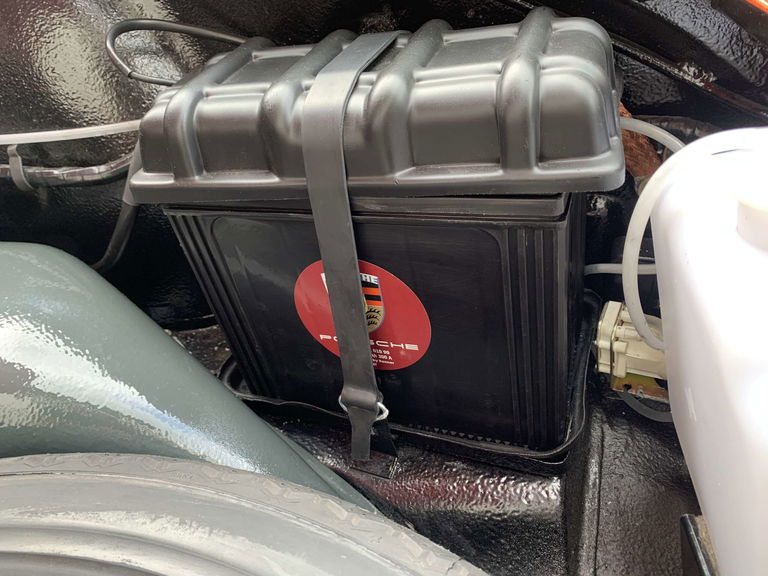 Porsche 911 S (F-Modell)