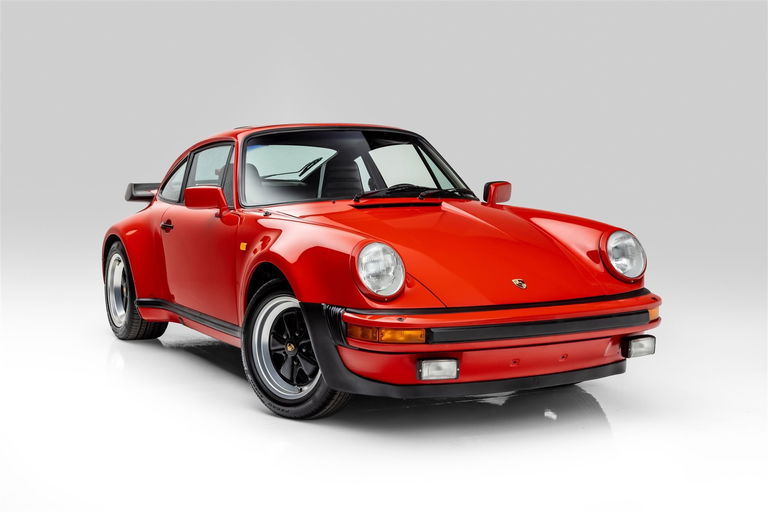 Porsche 911 Turbo 3.3 (US)