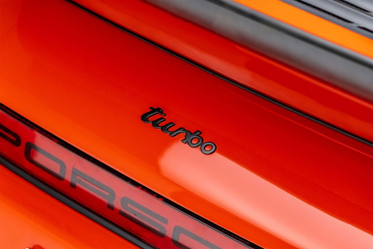 Porsche 911 Turbo 3.3 (US)