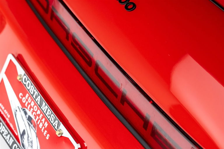 Porsche 911 Turbo 3.3 (US)