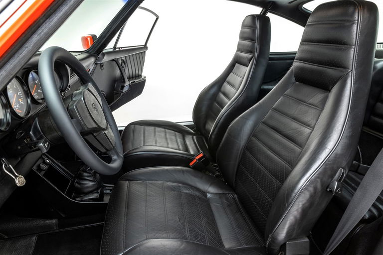 Porsche 911 Turbo 3.3 (US)