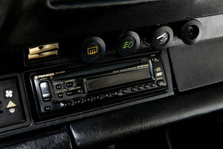 Porsche 911 Turbo 3.3 (US)