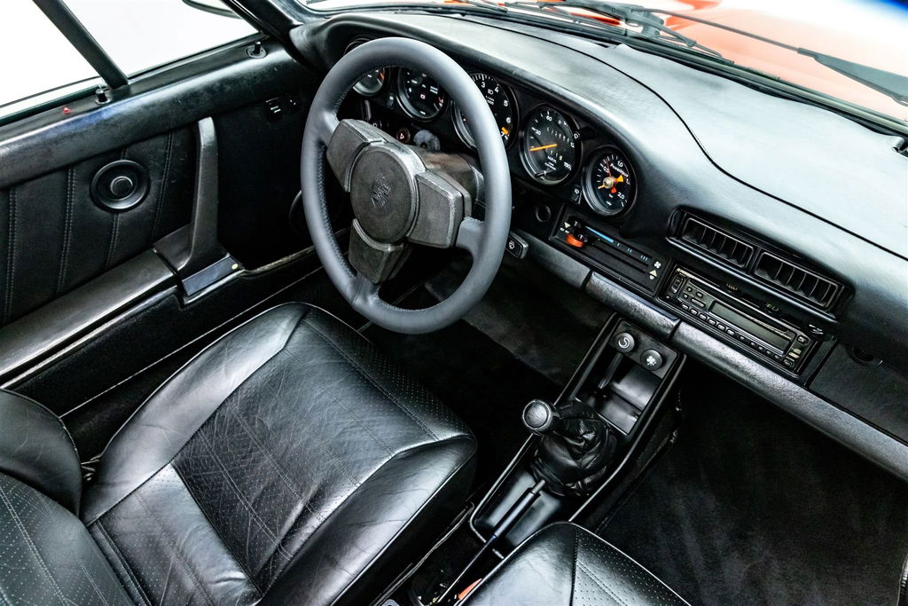 Porsche 911 Turbo 3.3 (US)