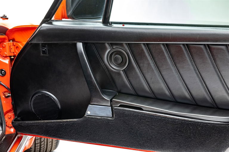 Porsche 911 Turbo 3.3 (US)