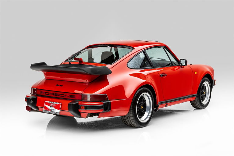 Porsche 911 Turbo 3.3 (US)