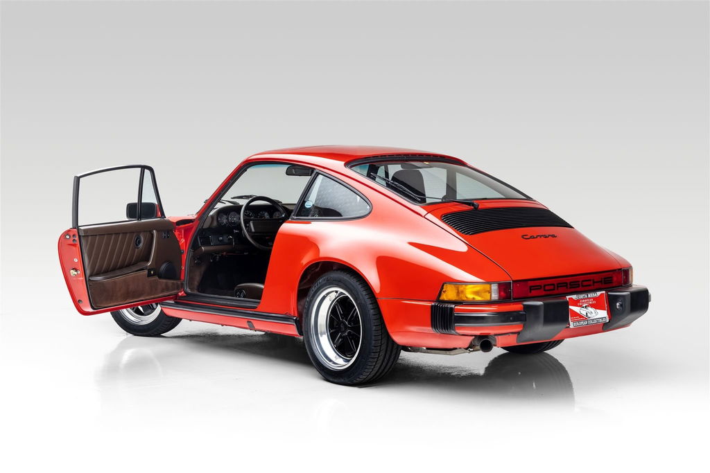 Porsche 911 Carrera 3.2 (US)