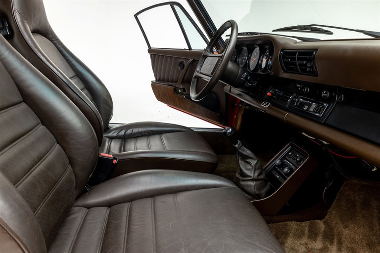 Porsche 911 Carrera 3.2 (US)