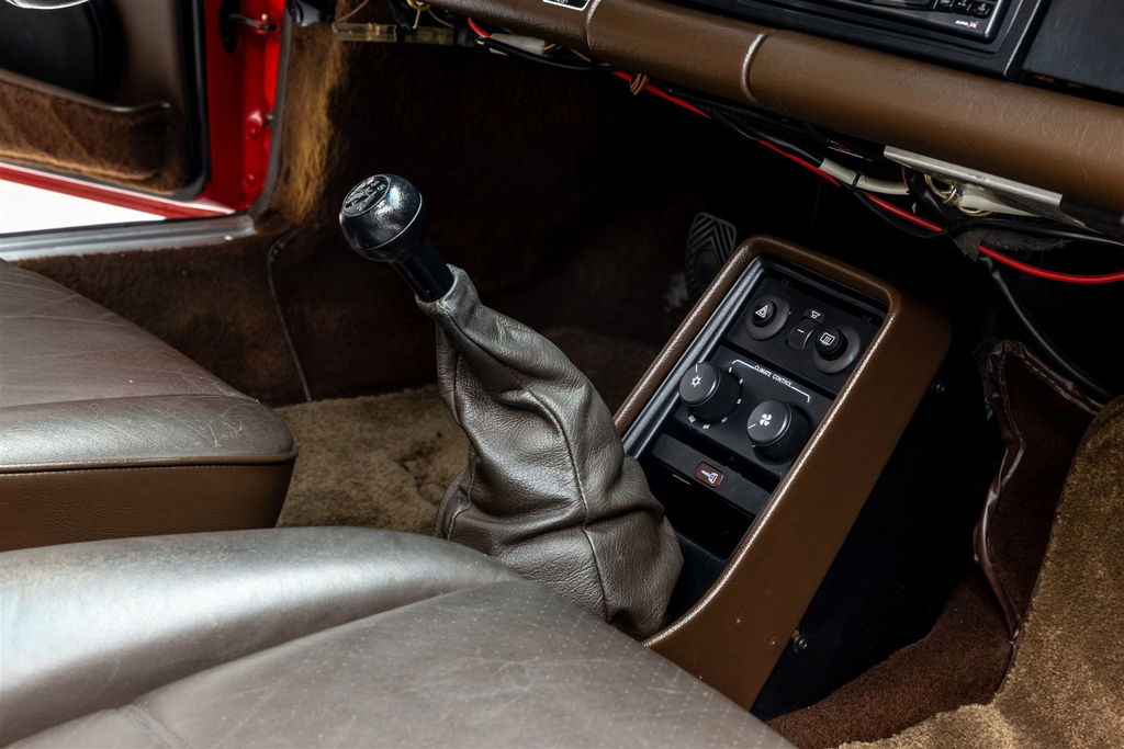 Porsche 911 Carrera 3.2 (US)