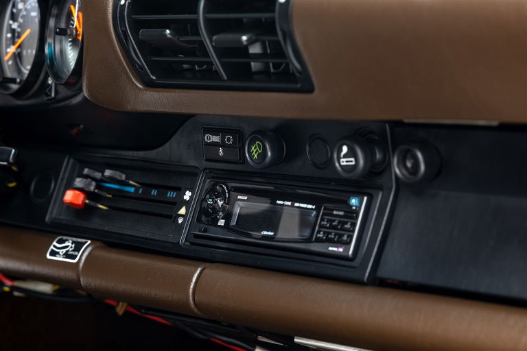 Porsche 911 Carrera 3.2 (US)